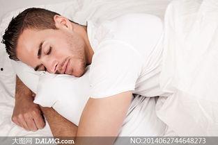 拍男生睡觉照片,揭秘男生睡眠之美