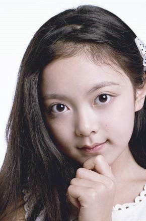 朱宗女个人资料,才华横溢的年轻艺术家，艺术与人生的完美融合